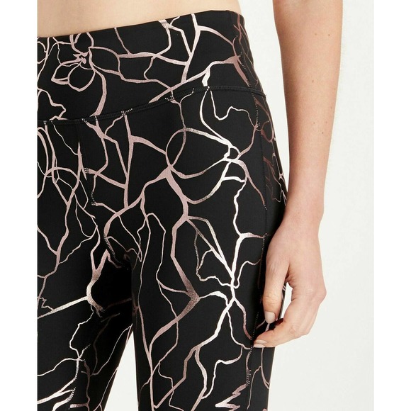 Ideology Printed Luster Mid-Rise Capri Leggings - Picture 4 of 4